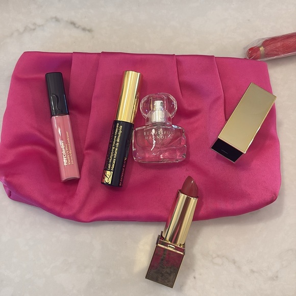 Awesome beauty box! - Picture 3 of 11